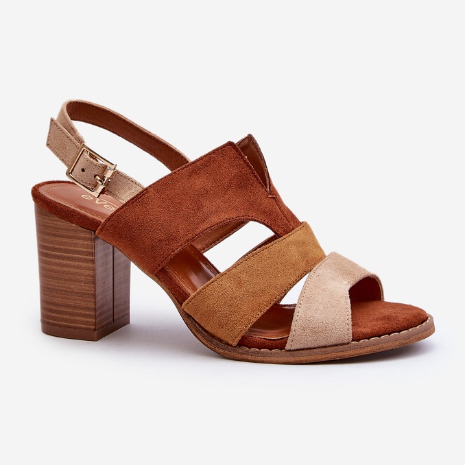 Naisten sandaalit, jotka on valmistettu Eco Suede -korkokengistä, ruskea Qutima 1