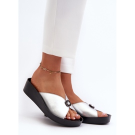 Naisten nahkaiset varvastossut hopeakoristeella S.Barski KV27-027 2