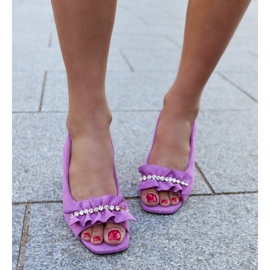 Mukaram korkokengät sandaalit koristeellisella röyhelöllä violetti 1