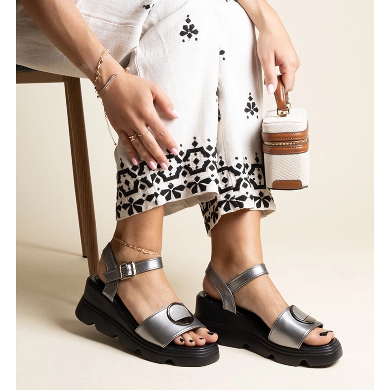 Maddisonin ekologiset nahkaiset sandaalit hopea 1