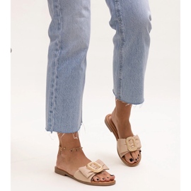 Beiget varvastossut, joissa Limera-solki 1