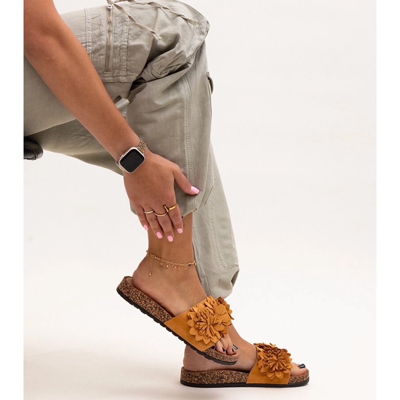 Almidan varvastossut kukilla korkkipohjassa ruskea 1