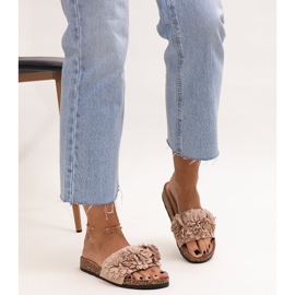 Almidan varvastossut kukilla korkkipohjassa beige 1