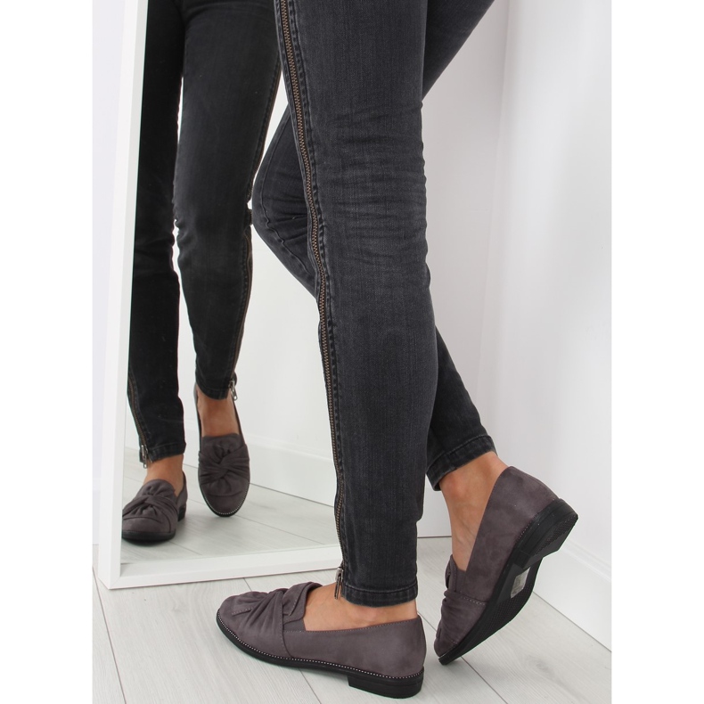 Naisten housut harmaalla rusetilla 2