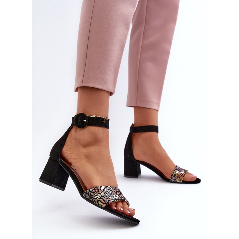 Mokkakorkoiset sandaalit Maciejka 04141-48 musta 2