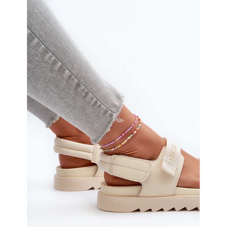 Big Star naisten alustasandaalit NN274751 beige 1