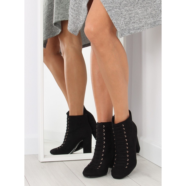 Mustat mustat mokkanahkaiset korkokengät 2