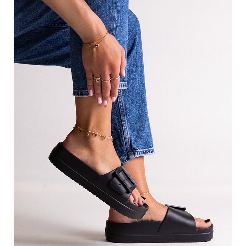 Black Big Star NN274A662 906 varvastossut musta 1