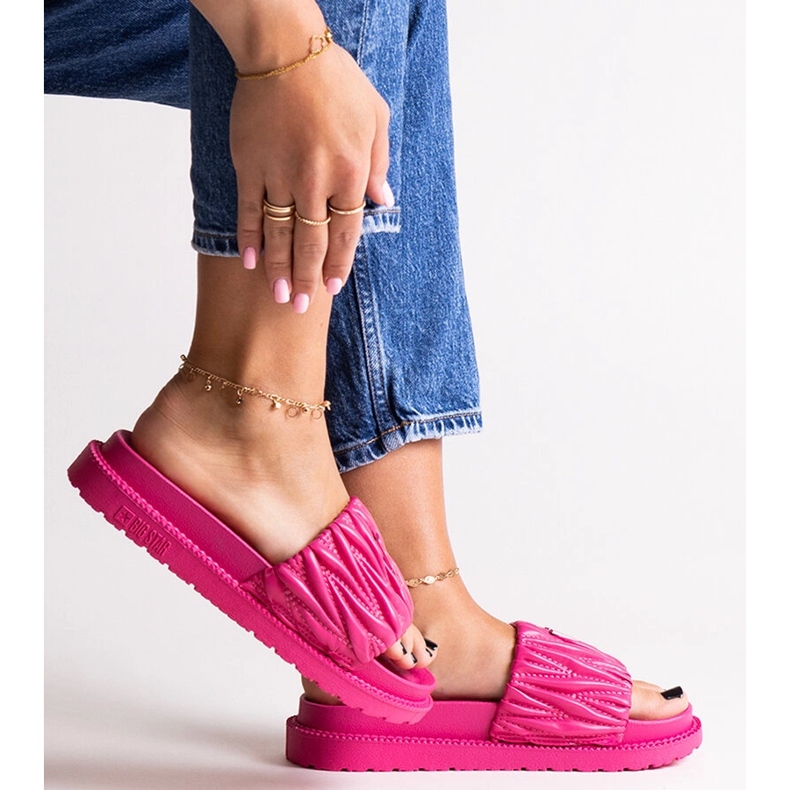 Vaaleanpunaiset läpät röyhelöillä Big Star NN274A749 vaaleanpunainen 1