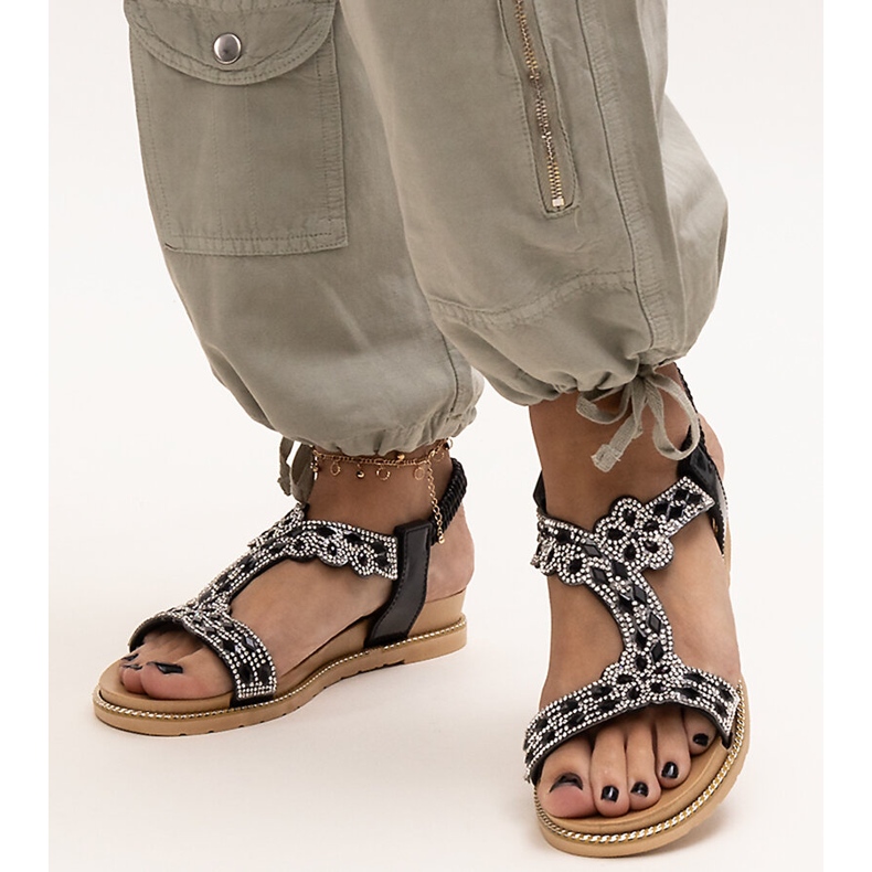 Shahidin kiiltävät mustat sandaalit 1 Shahidin kiiltävät mustat sandaalit 1