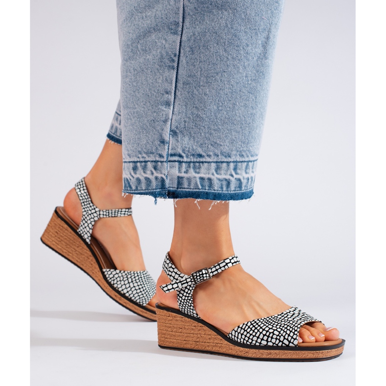 Mukavat naisten kiila sandaalit Sergio Leonelta valkoinen 1