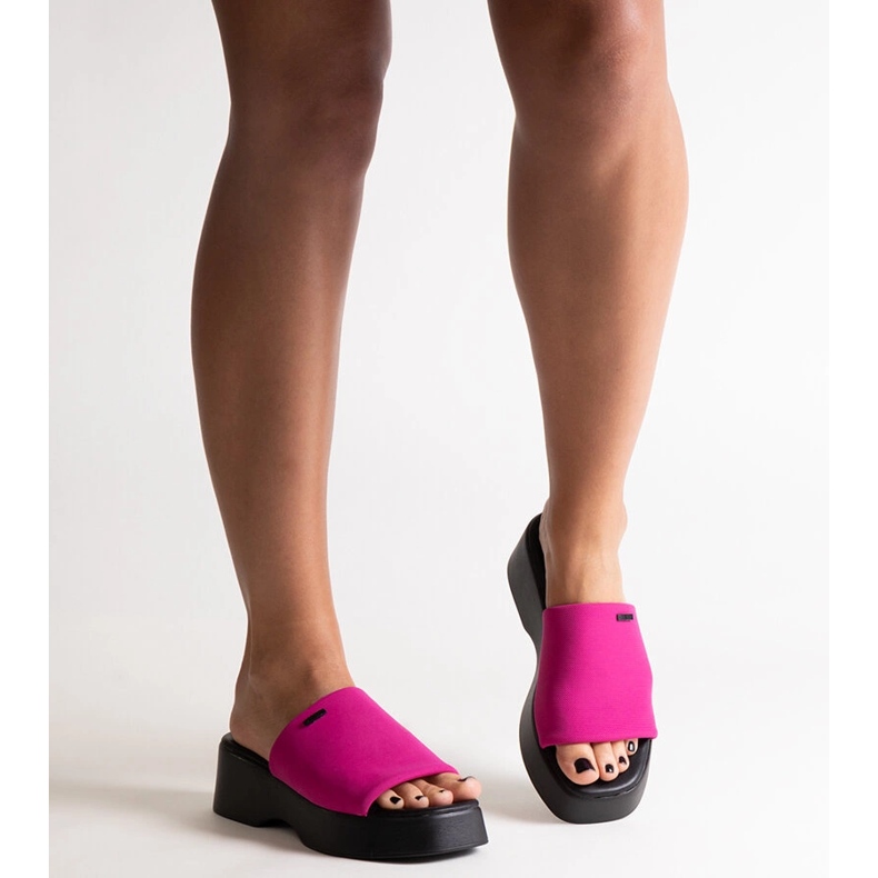 Vaaleanpunaiset varvastossut Big Star NN274026 alustalla vaaleanpunainen 2