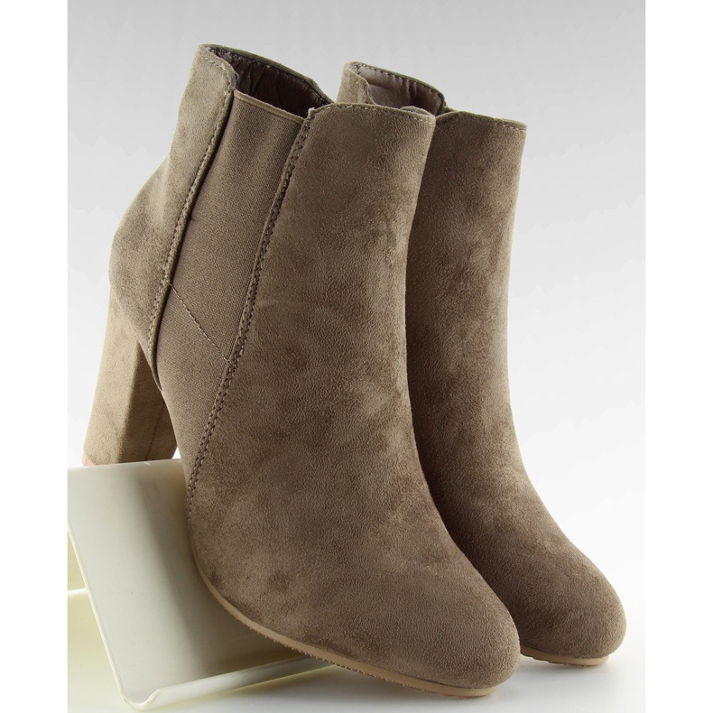 Kengät beige-khaki-saappaat 1