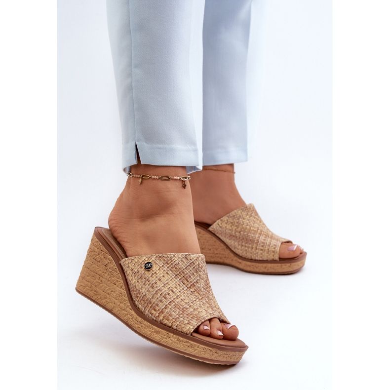 Sergio Leone naisten kiilavarvastossut KL213 beige 2