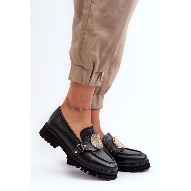 Zazoo 3485 Naisten mokasiinit kultakoristeella, luonnonnahkaa musta 2