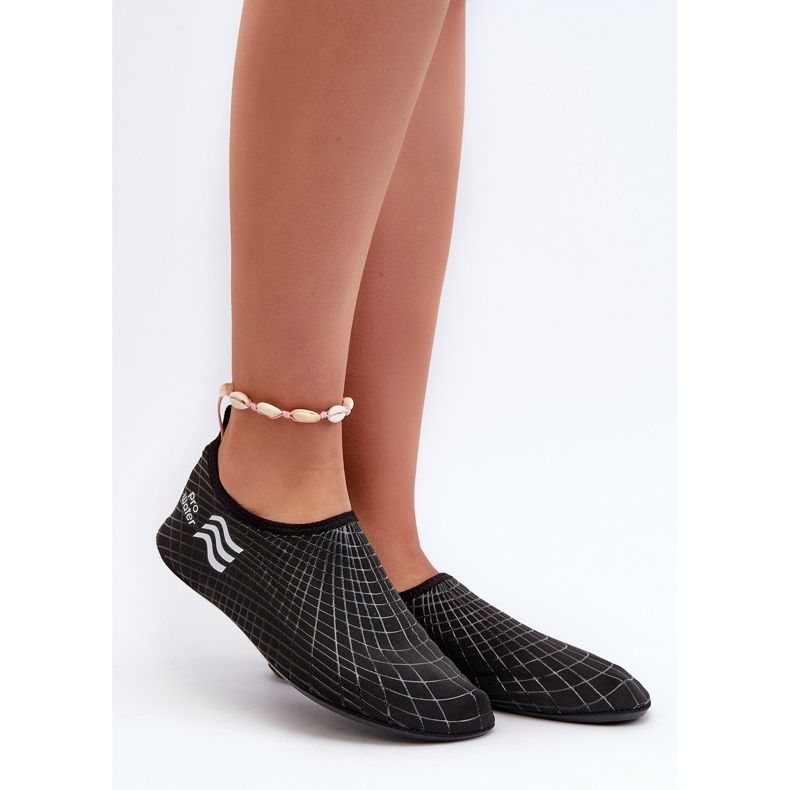 PROWATER PRO-24-48-051L Naisten vesikengät mustat 1