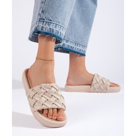 Naisten beigenväriset palmikoidut tossut 1