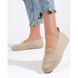 Naisten beige kangasslip-on 1
