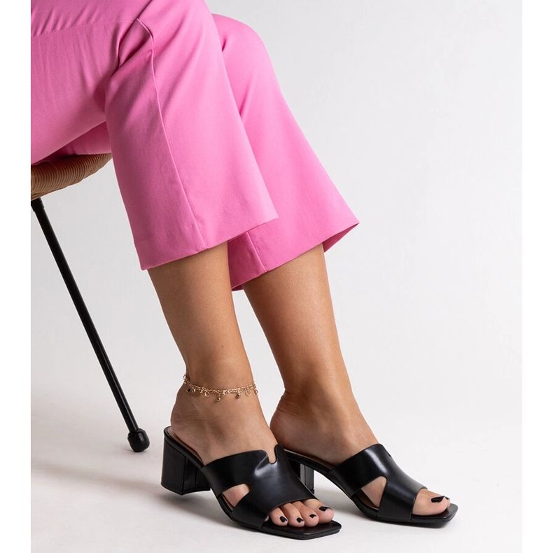 Mustat korkeakorkoiset varvastossut avokorolla, Anatolia eko-nahkaa 2