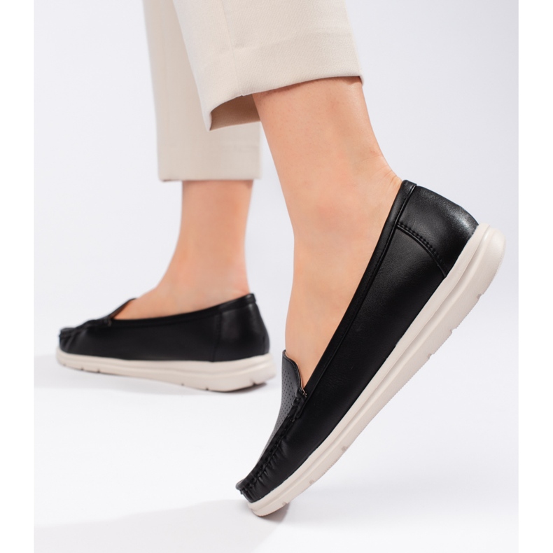 Naisten mustat mokkasiinit 1