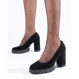 Naisten mustat mokkanahkapumput korkealla korolla 1