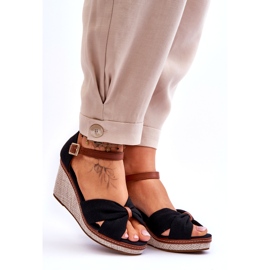 Naisten mustat sandaalit 4