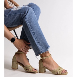 Wajdan vihreät korkeakorkoiset sandaalit 1