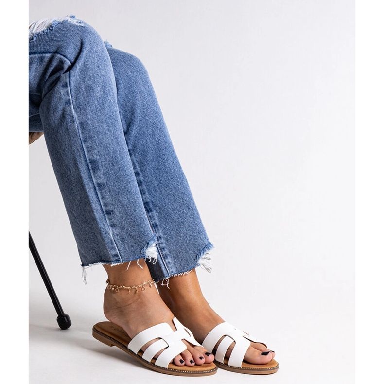 Klassiset valkoiset varvastossut Umayma-koristeella valkoinen 2