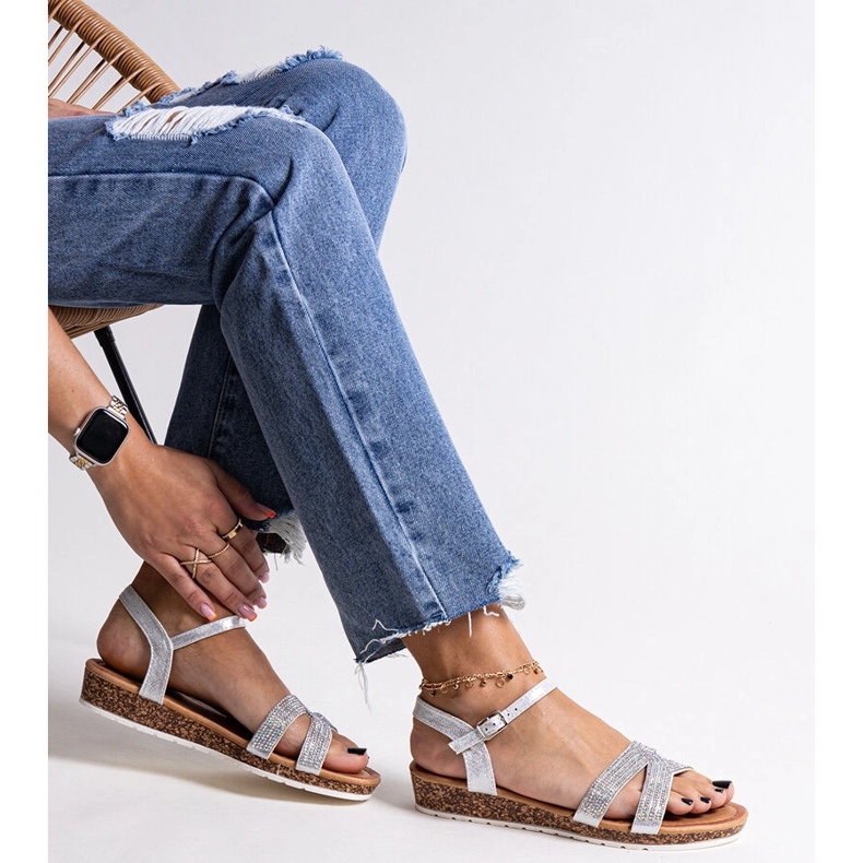 Sailan hopeiset matalakiila sandaalit hopea 1