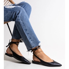 Sidotut mustat balettihousut Batra ekonahasta 1