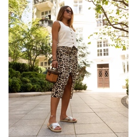 Awetin hopeiset harjakattoiset tossut hopea 2