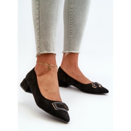 Matalakorkoiset pumput koristeella Eco Suede S.Barski KV27-034 musta 2