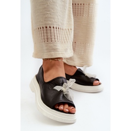 Zazoo 2939 naisten nahkasandaalit rusetilla, musta 2