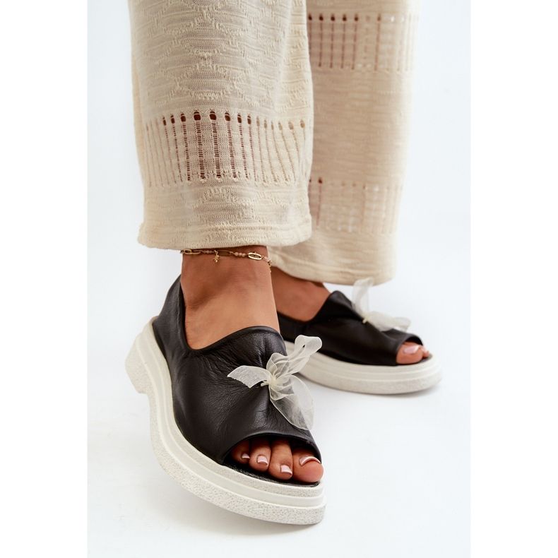 Zazoo 2939 naisten nahkasandaalit rusetilla, musta 2