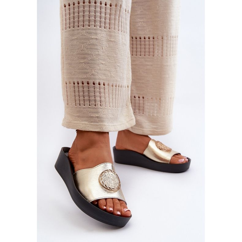 Zazoo 2920 naisten nahkaiset varvastossut kultaisilla yksityiskohdilla kultainen 2