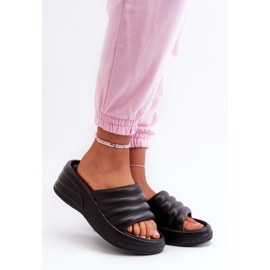 Kevyet naisten vaahtovarvastossut kiilalla ja alustalla, Black Tendrea musta 1