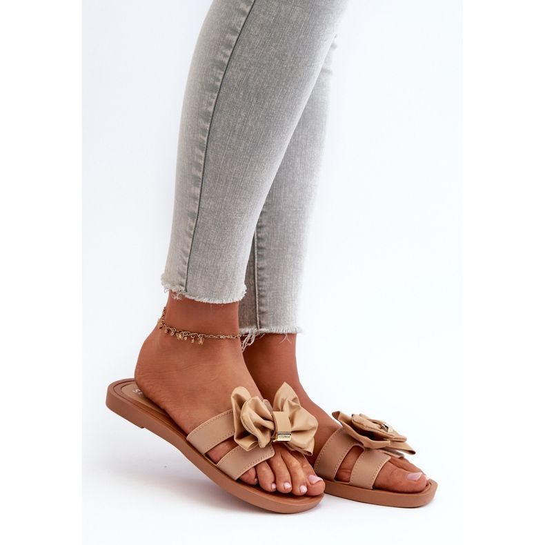 Naisten varvastossut jousikameli Rivarinalla ruskea 1