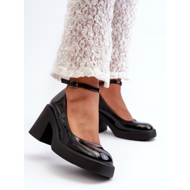 Mustat Patenttipumput massiivisilla koroilla Effiba 2