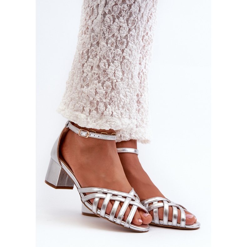 Naisten Eco-nahkasandaalit, joissa matalakorkoinen hopea Monsha 1