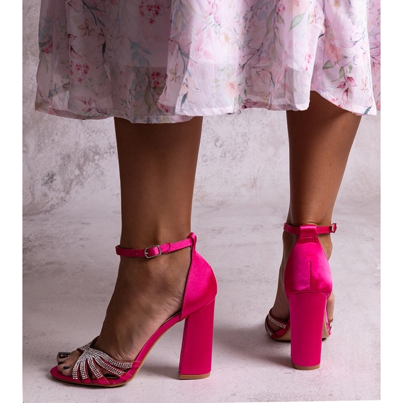 Zrinkan tummanpunaiset kiiltävät korkokengät sandaalit vaaleanpunainen 1