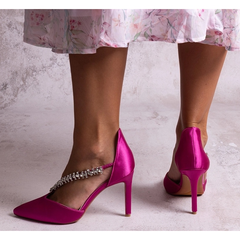 Sayida stiletto-pumput koristeellisella paljettihihnalla vaaleanpunainen 1