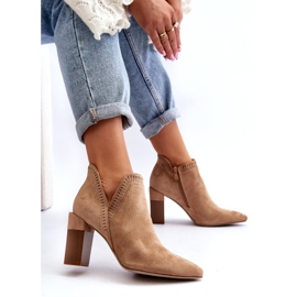 Bella Paris Beiget nilkkurit harjakattoisella kuviolla 4