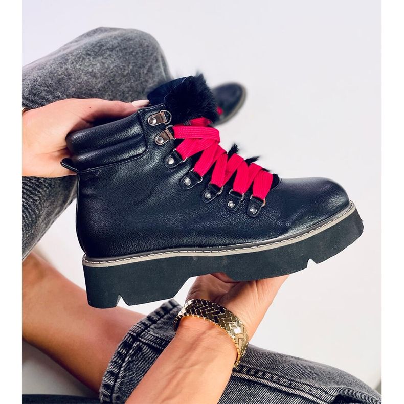 Mustat Tatiana Mustat trappers-saappaat 1