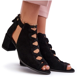 Naisten mokkanahkaiset korkokengät Maciejka 06456-01 musta 8