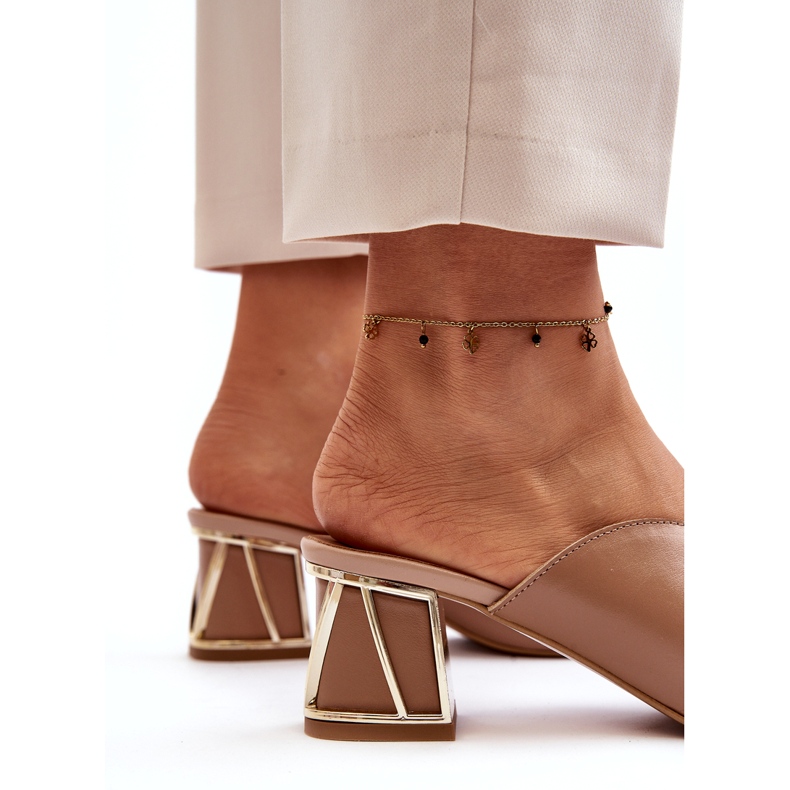 Tyylikkäät naisten korkeakorkoiset varvastossut Laura Messi 2771 beige 1