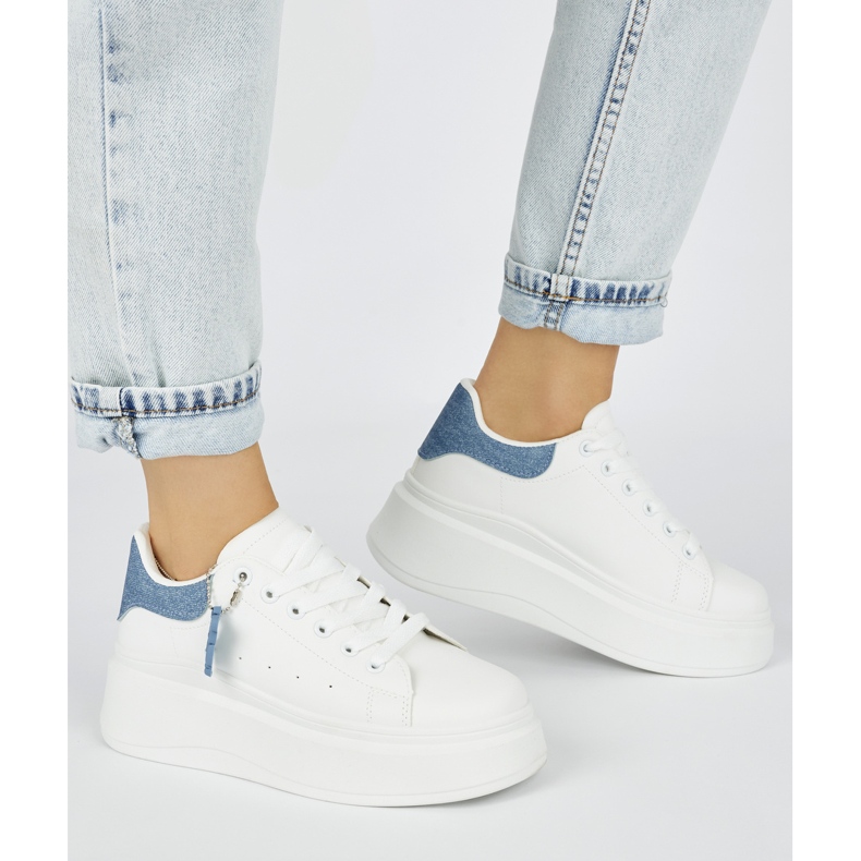 Naisten valkoiset alustakengät valkoinen 2