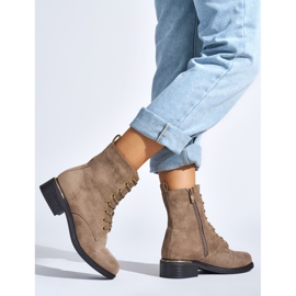 Naisten beigenväriset nilkkurit matalalla korolla 2