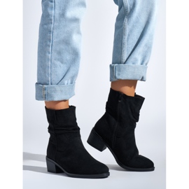 Naisten mustat cowboysaappaat 1