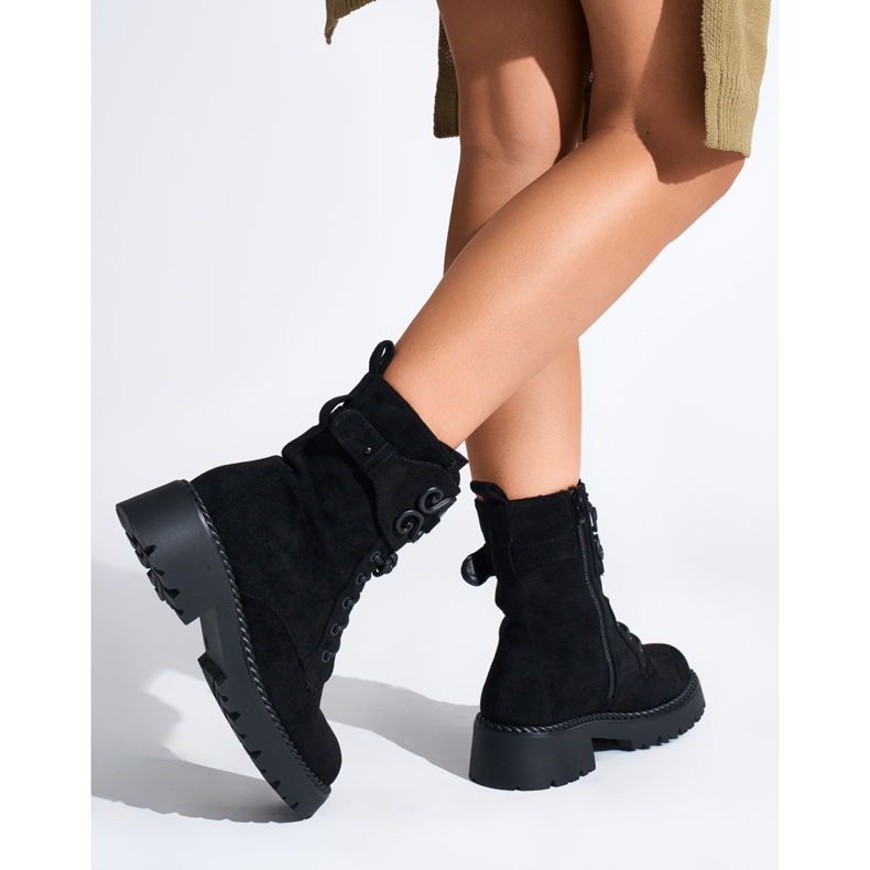 Naisten mokkanahkaiset mustat työväensaappaat 1