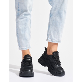 Mustat lenkkarit paksulla pohjalla 1